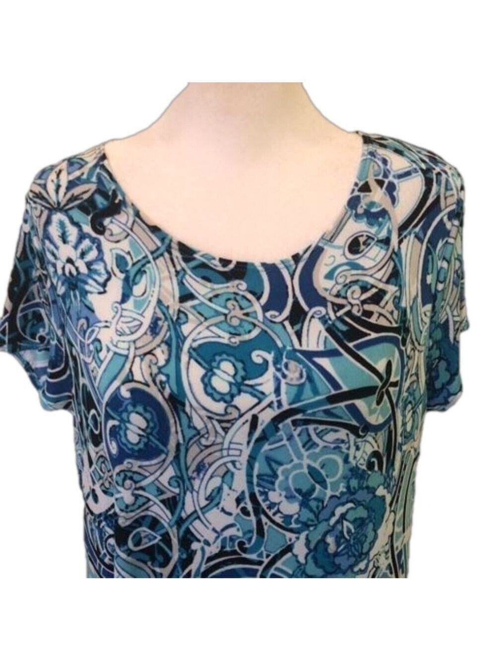 Chico’s Travelers Size 1(8-10) maxi shift dress. Colorful travel comfortable - Picture 2 of 5